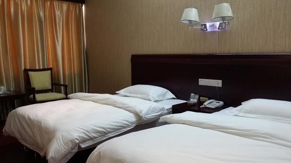 Kunming Liheng Hotel Экстерьер фото